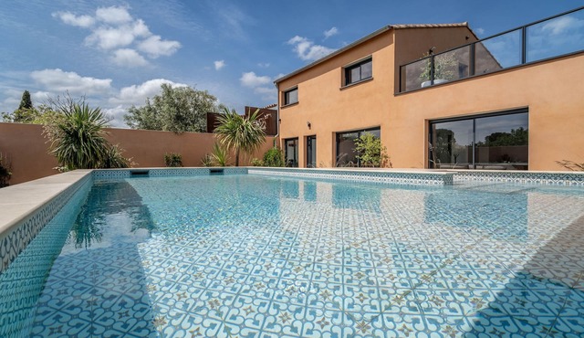 Holiday Home 'Villa Nina' with Mountain View, Wi-Fi and Air Conditioning