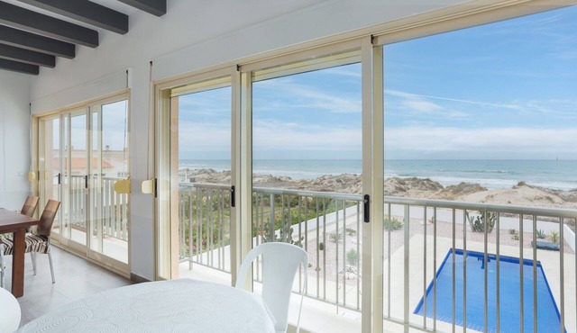 Holiday Home 'Villa Rosa 2' with Sea View, Wi-Fi and Air Conditioning