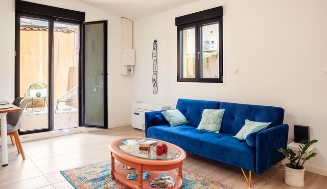 Holiday Home 'Villa Tania' with Mountain View, Wi-Fi and Air Conditioning