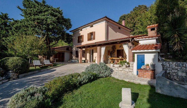 Holiday Home Vintage by Villas Guide