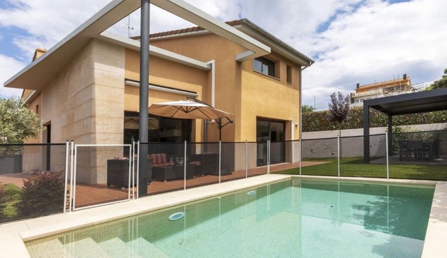 Holiday Home Volca by Interhome