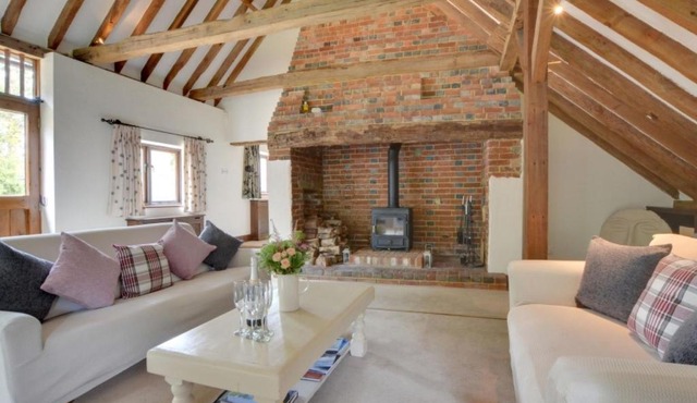 Holiday Home Warbleton Manor