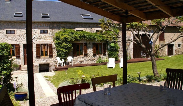 Holiday home with large garden