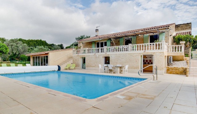 Holiday home with private pool near Orange