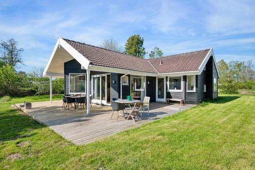Holiday Home With A View Of The Beautiful Natural Landscape Of Mols