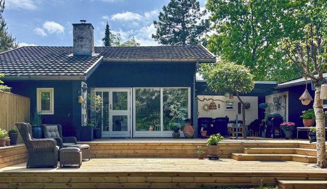 Holiday home with annexe by Gilleleje beach