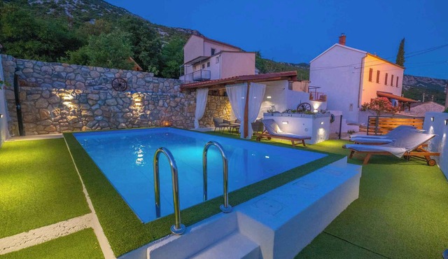 Holiday home with children's playground and sauna