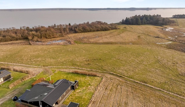 Holiday home with fjord view, wilderness bath and hot tub