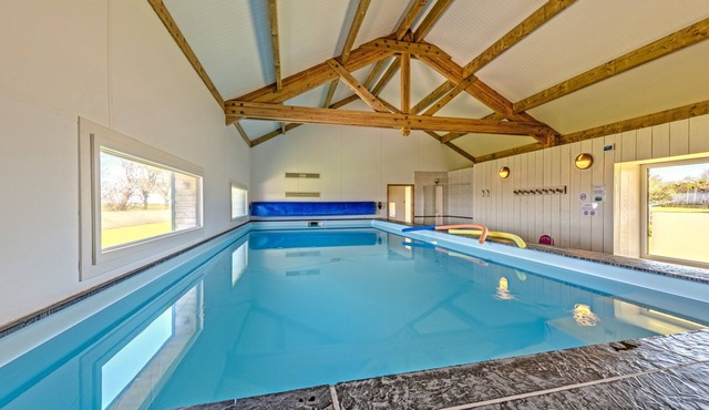 Holiday Home with Private Heated Pool, Private Terrace, Garden and Wi-Fi