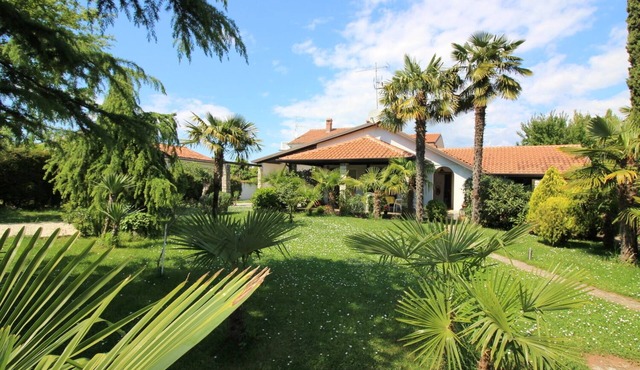 Holiday home with garden, close to the beach, quiet location, family-friendly