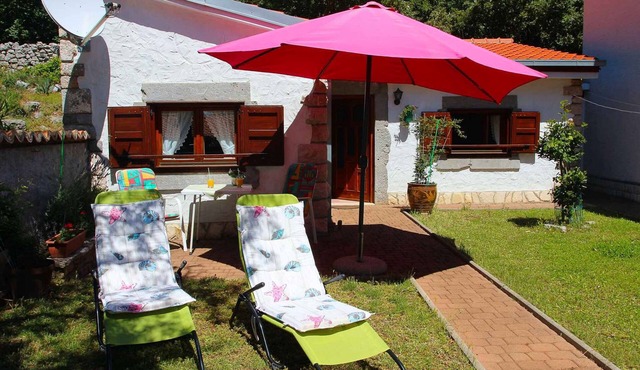 Holiday home with garden