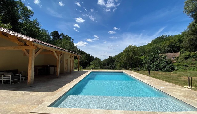 Holiday home with heated swimming pool in Dordogne