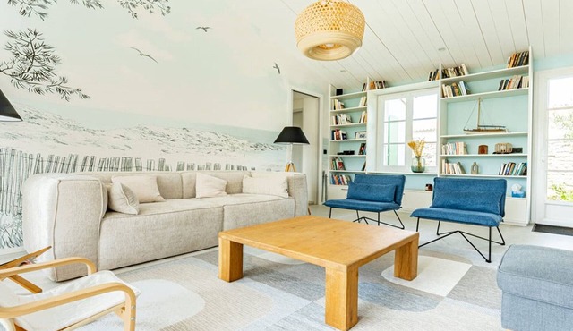 Holiday home with lush garden in Loix