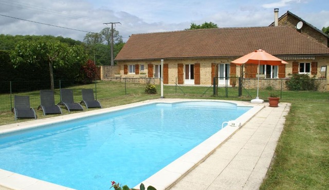 Holiday home with pool, enclosed garden