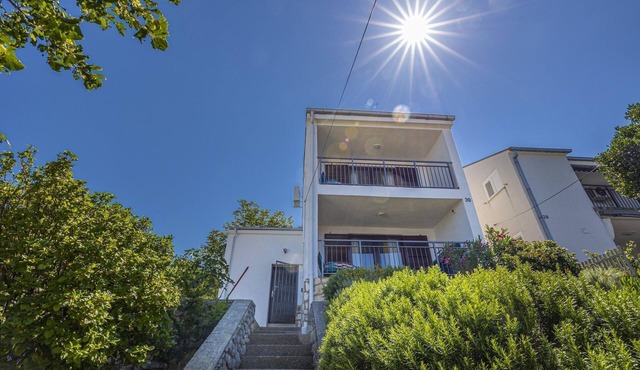 Holiday home with pool in Klenovica