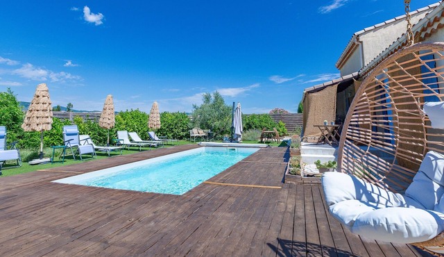 Holiday Home with Private Pool, Ideal for Large Families and Complete Privacy