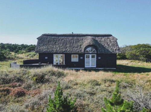Holiday Home Yanne - 550m from the sea by Interhome