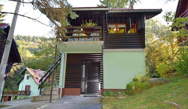 Holiday home Zdenko, (16584), Hajdine, hr