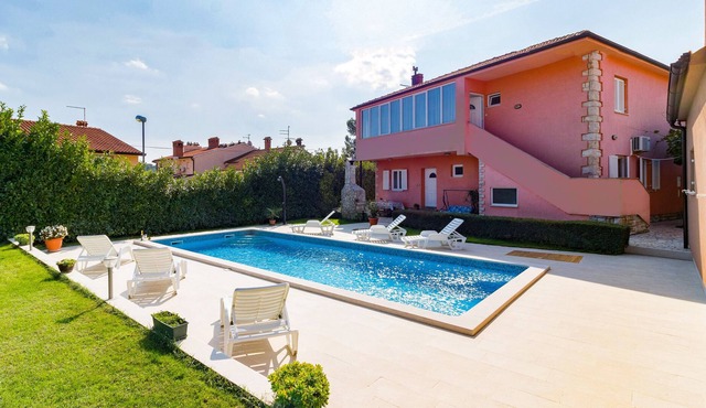 Holiday House Damir - Apartment 2