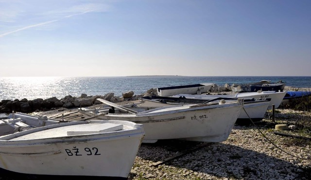 Holiday house Dragove for 1 - 6 persons with 2 bedrooms - Twin house