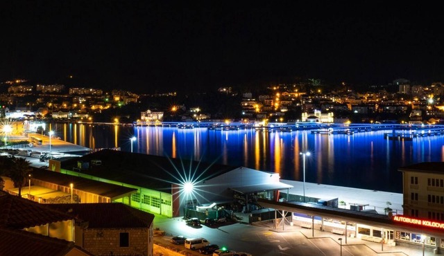 Holiday house Dubrovnik for 1 - 13 persons with 3 bedrooms - Row house