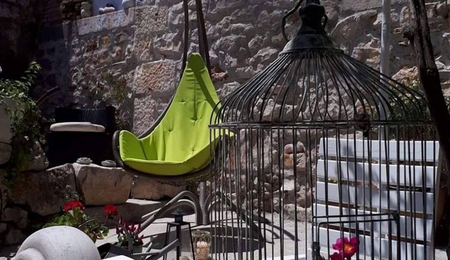 Holiday house Gari - 5 m from sea: - Milna (Brac), Island Brac, Croatia