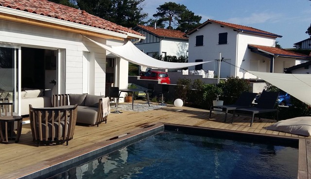 HOLIDAY HOUSE IN BIARRITZ