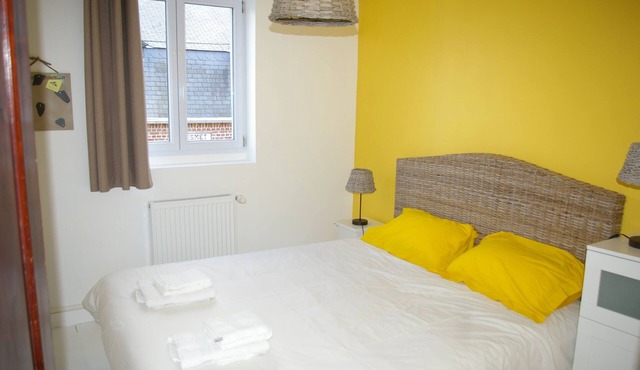 Holiday house in the center and 50 m beach with enclosed courtyard