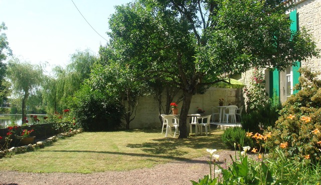 Holiday House in the heart of the Marais Poitevin