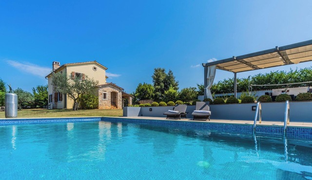 Holiday house Istria Moderna * 3000 m2 garden, private pool, BBQ, WiFi