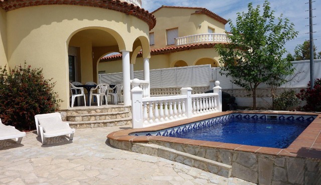 Holiday house L'Ametlla de Mar for 1 - 7 persons with 3 bedrooms - Holiday home