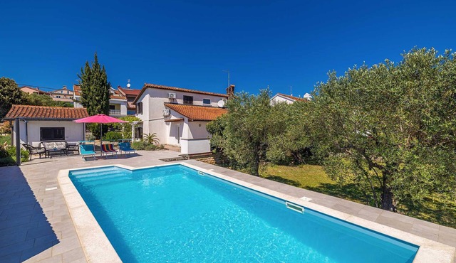 Holiday house LEDINE with pool