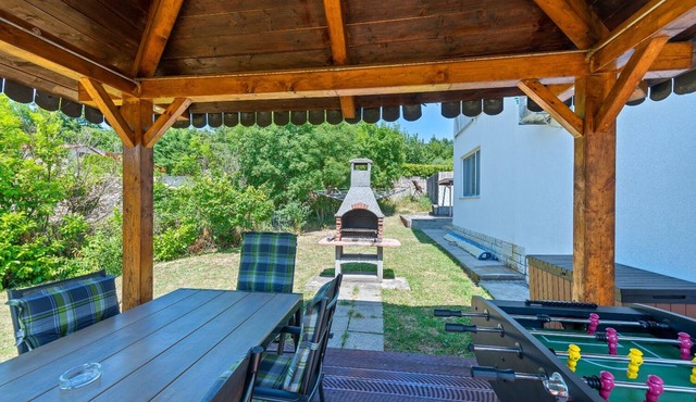 Holiday house Martina - large luxury villa: - Labin, Istria, Croatia