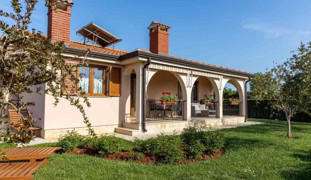 Holiday House Nina near Poreč