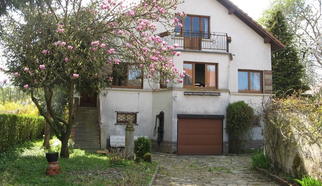 HOLIDAY HOUSE on the banks of the Saar