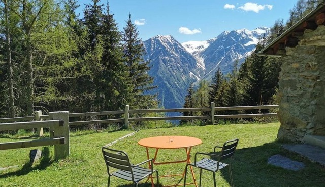 Holiday house Poschiavo for 2 - 4 persons with 2 bedrooms - Farmhouse