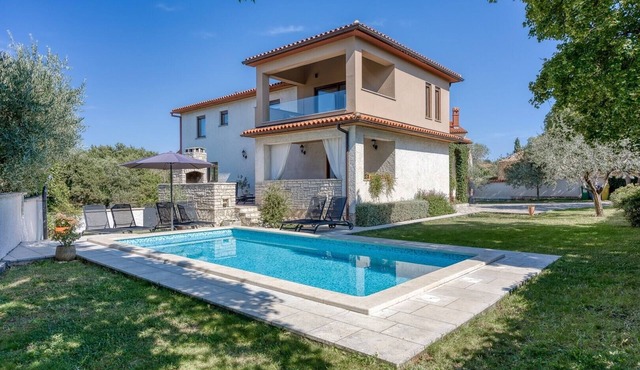 Holiday House Rita with Private Pool