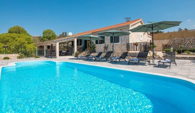 Holiday house Rogoznica for 1 - 6 persons with 3 bedrooms - Holiday house