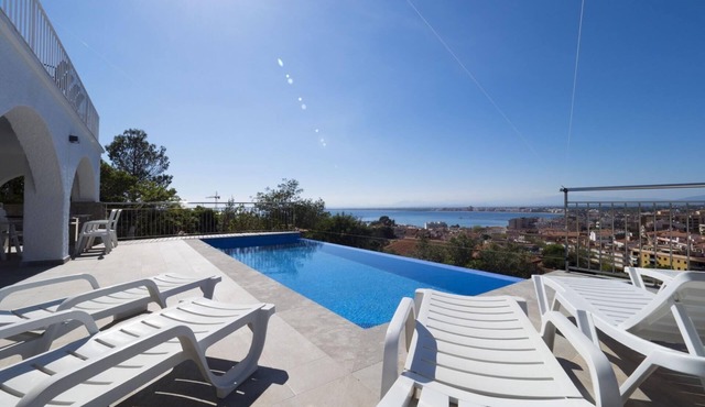 Holiday house Roses for 1 - 11 persons with 4 bedrooms - Holiday home