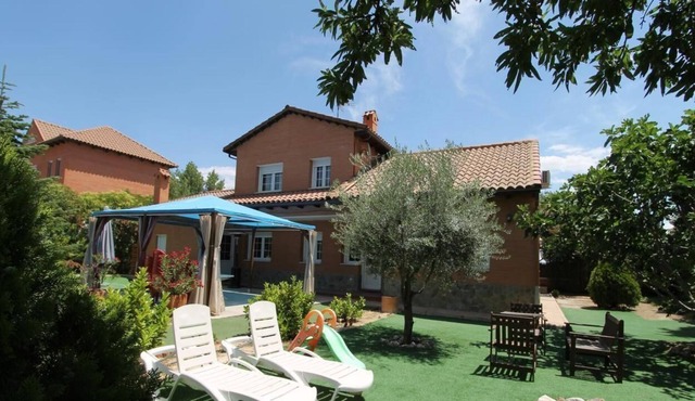 Holiday house Seseña Nuevo for 1 - 14 persons with 5 bedrooms - Holiday home