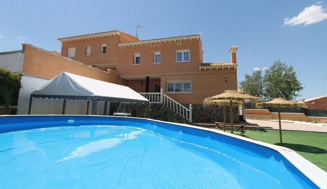 Holiday house Seseña Nuevo for 1 - 12 persons with 4 bedrooms - Holiday home