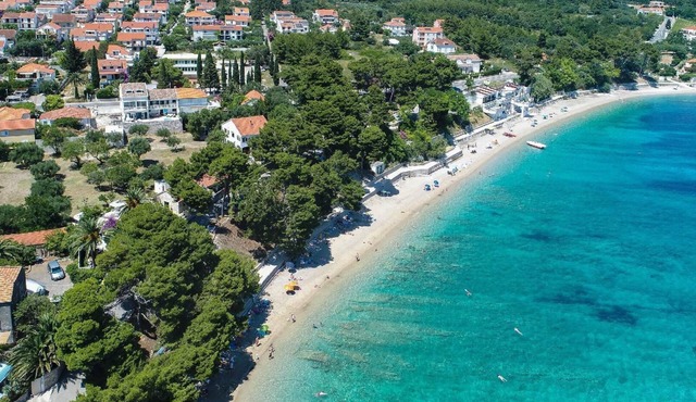 Holiday house Stankovic for 1 - 8 persons with 4 bedrooms - Twin house