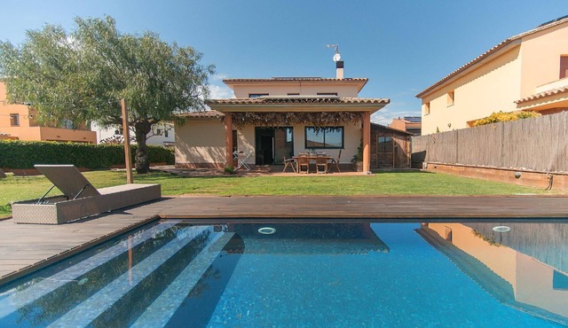 Holiday house Vall-Llobrega for 1 - 6 persons with 3 bedrooms - Holiday home