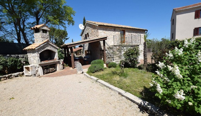 Holiday house Vantačići for 1 - 6 persons with 3 bedrooms - Holiday home