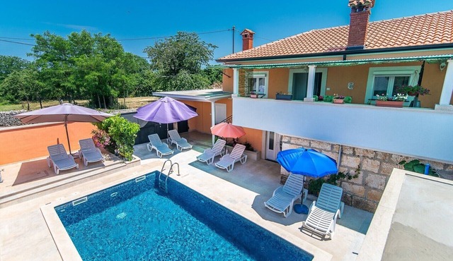 Holiday House Vlahovich