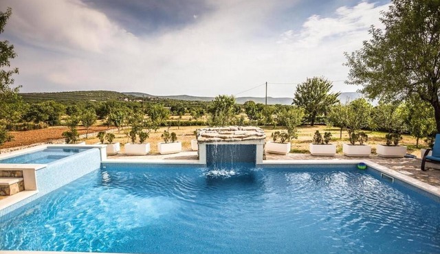 Holiday house with a swimming pool Lećevica, Zagora (K-22829)