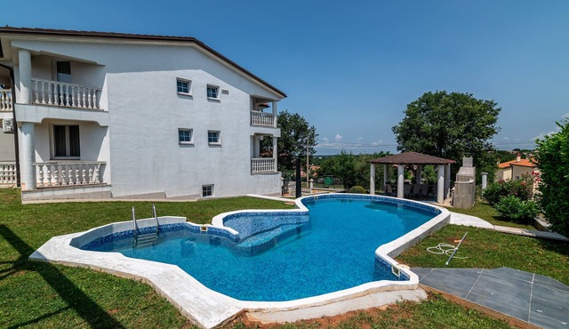 Holiday house with a swimming pool Radmani, Poreč (K-16440)