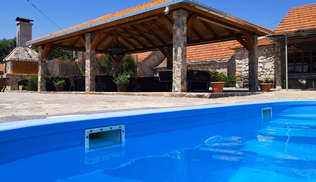 Holiday house with a swimming pool Gornje Planjane, Zagora (K-11701)