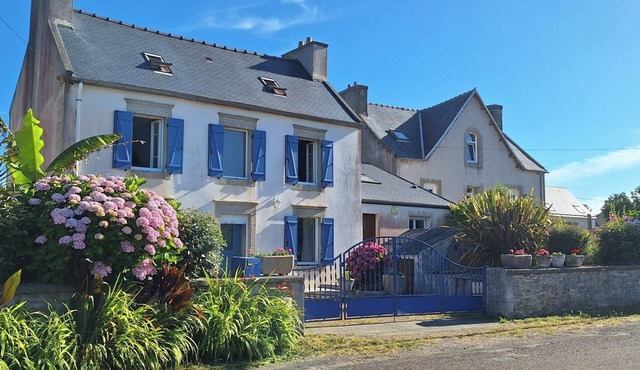 holiday house with large garden