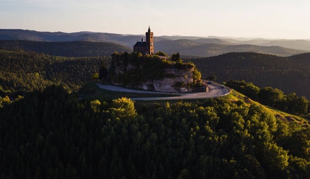 HOLIDAY HOUSE WITH SPLENDID VIEW AND LOCATION